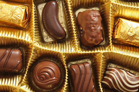 盒中巧克力松露收藏棕色食物营养展示金子糖果盒子巧克力宏观图片