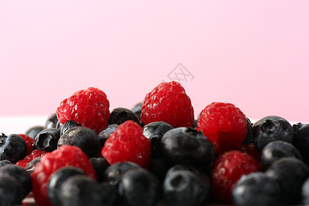 Berrymix 贝里密士白色宏观红色甜点乐趣营养果味覆盆子水果礼物图片
