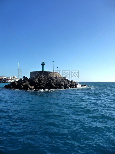 卢加尔阿夸马里纳码头海景蓝色波浪天空地标建筑学海浪海洋图片