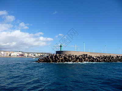 卢加尔阿夸马里纳码头蓝色海洋海景天空地标建筑学波浪海浪图片
