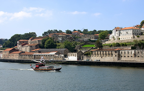 河上船只建筑学房屋城市旅行旅游世界建筑天空地标历史性图片