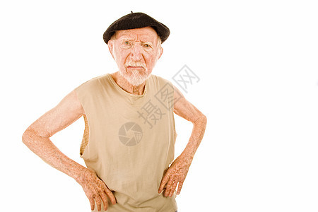 令人不愉快的老人白色胡须姿势贝雷帽衬衫帽子皱纹男性胡子手臂图片