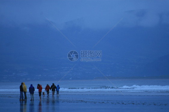 我们多么渺小海滩海岸蓝色图片