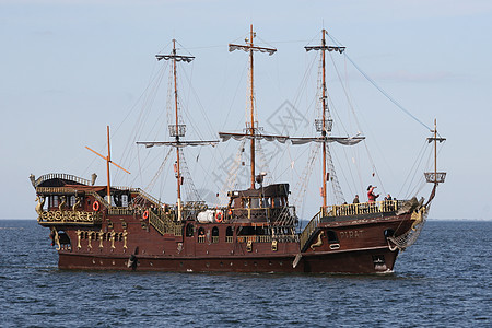 大一点的海盗海盗船背景图片