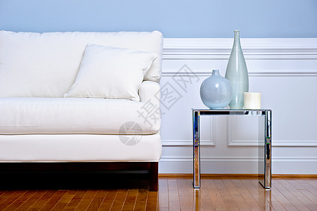 内置客厅蓝色长椅水平花瓶裁剪禅意房子枕头沙发装饰图片