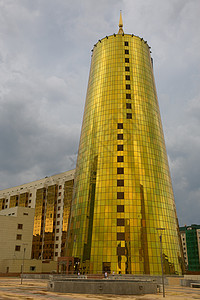 现代建筑景观反射玻璃天际喷泉街道天空建筑学地标场景图片