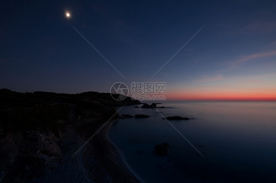 夜间月亮风暴太阳天气相片海景日落月光树木天空图片