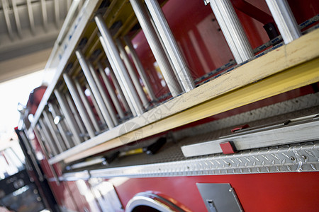 火力发动机的详情情况梯子消防消防车红色车辆服务运输水平图片