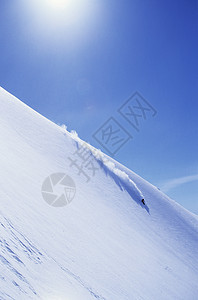 滑雪闲暇活动休闲滑雪者天空蓝天享受摄影空闲消遣图片