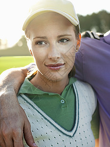 年轻的高尔夫球男人男士活动女性中年人衣服成年人男性生活竞技图片