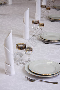 桌子白色午餐盘子厨房酒杯餐具奢华餐巾框架用餐图片