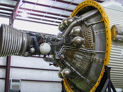 航天飞机引擎零部件高清图片