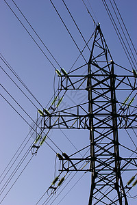 高压电压电线绿色基础设施桅杆力量工业电气天空环境布线金属图片