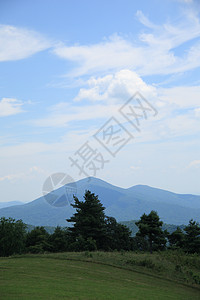 Blue Ridge山  弗吉尼亚州国家公园树木大路风景乡村绿色天空旅游山峰图片