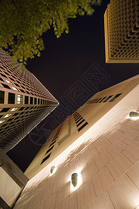 夜间建筑办公室公寓财产工作建筑学建筑物场所金融中心摩天大楼图片