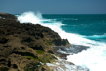 和波多黎各的海湾里科海浪海岸线场景天空旅行游客波浪冲浪图片