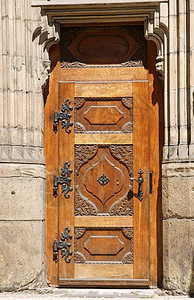 旧门建筑装饰寺庙建筑学历史性雕刻教会入口木头棕色图片