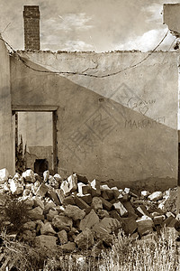 废旧废墟房子风化瓦砾照片农家财产砖块石头失修墙壁高清图片