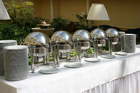 Buffet 块盘桌子庆典房间会议宴会甜点接待美食食物早餐图片