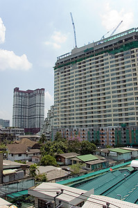 建造公寓楼的建筑建筑学城市房子天空蓝色玻璃图片