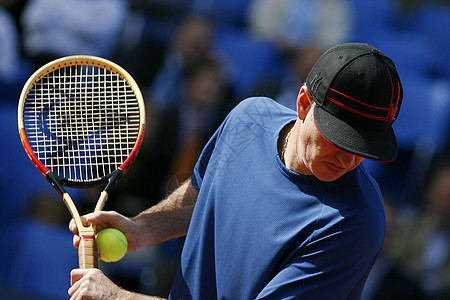 网球橙子地面玩家男人竞赛运动游戏球拍成人图片