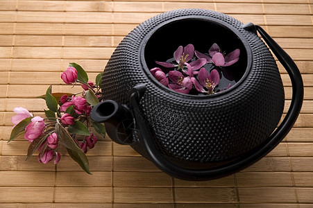 茶壶香味花朵茶树早餐黑色蜡烛植物竹子烹饪树叶图片