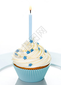 生日蛋糕蛋糕奶油烘焙星星庆典烘烤盘子饮食家庭甜点蓝色图片