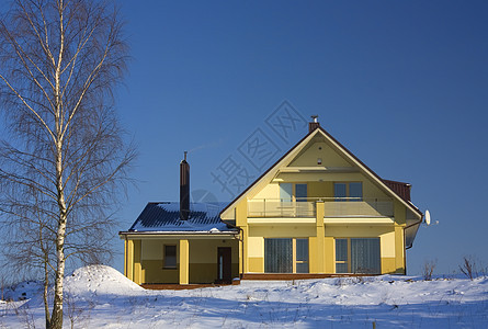 冬季建筑蓝色大厦滑雪天空下雪寒意小屋车库财产乡村图片