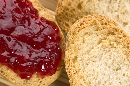 早餐樱桃果酱烤面包装罐甜点杂货美食环境维生素营养面包覆盆子厨房图片
