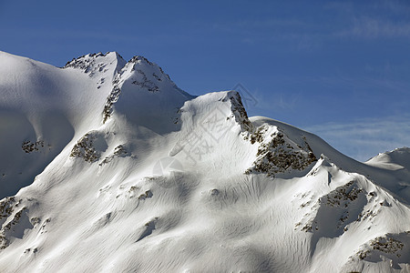 山山脉晴天旅游冻结土地高山太阳登山阳光远足天空图片