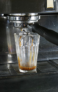 双拿铁机器咖啡师咖啡厅咖啡店饮料拿铁咖啡蒸汽咖啡馆玻璃图片