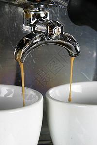 两杯埃斯法索咖啡咖啡馆工业咖啡厅拿铁咖啡店机器饮料咖啡师图片