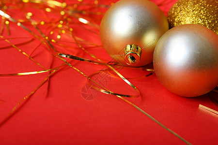 圣诞节装饰品红色白色金属庆典蓝色装潢背景图片