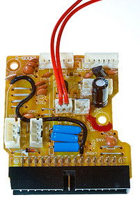 PCB 电路委员会白色橙子电子连接器蓝色背景图片