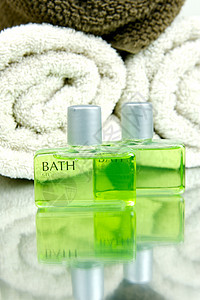 毛发和身体护发素产品浴室洗澡温泉瓶子洗剂淋浴凝胶酒店图片