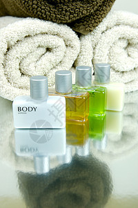 毛发和身体洗剂肥皂产品瓶子淋浴护发素凝胶洗发水洗澡温泉图片