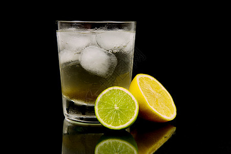 Lemon Lime 和比特机柠檬塑料瓶子淬火瓶装口渴苏打生态矿物玻璃图片