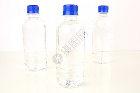瓶装水生态淬火塑料瓶子口渴绿色行星环境图片
