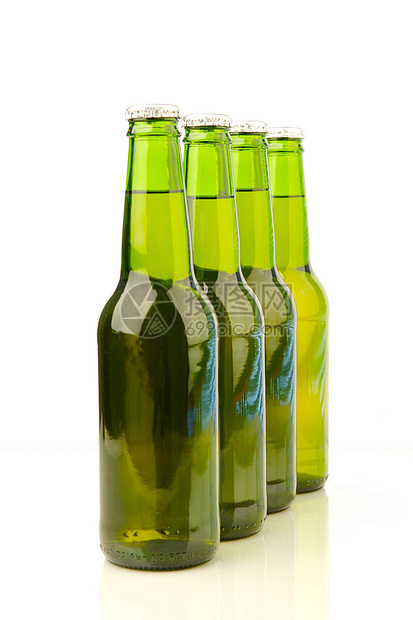 啤酒瓶金子琥珀色气泡白色瓶子排列饮料玻璃绿色脖子图片