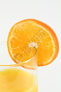 玻璃上的橙片营养果汁饮料饮食异国橙子早餐热带水果美食图片