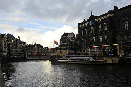运河反射街道旅游蓝色房子城市旅行特丹图片