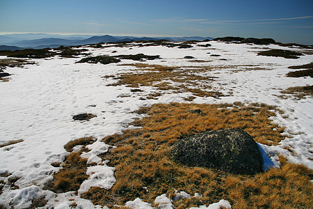 冬季风景季节粉末旅行栅栏山脉远足岩石滑雪爬坡蓝色图片