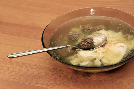 肉丸汤饮食杯子美食胡椒绿色沙锅食物烹饪鸭子传统图片