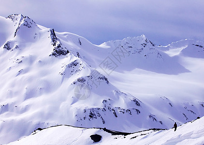 埃尔布鲁斯山旅游旅行冰川晴天远足天空阳光爬坡登山山峰图片