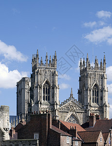 约克部长教会石头大教堂砖块蓝色历史性建筑学建筑物房屋天空图片