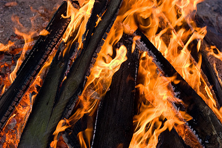 营火烧伤木头篝火耀斑火焰图片