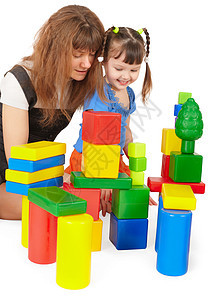 母亲和女儿玩彩色玩具游戏图片