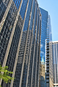 纽约市的摩天大楼摄影办公室窗户商业天际天空街道景观金融蓝色图片