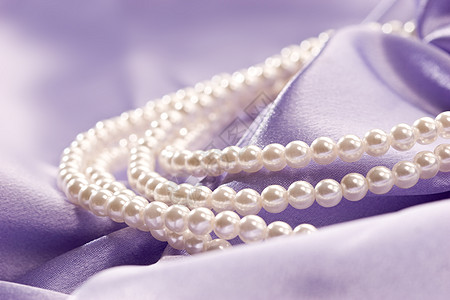 珍珠辉光项链宝石紫丁香礼物展示珠宝花冠淡紫色奢华图片