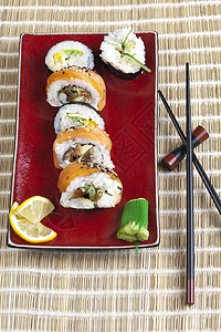 寿司和筷子美食海鲜食物文化生活方式饮食海藻熟鱼健康饮食图片